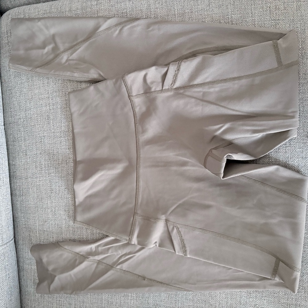 Aerie Women's Beige High-Waisted Leggings